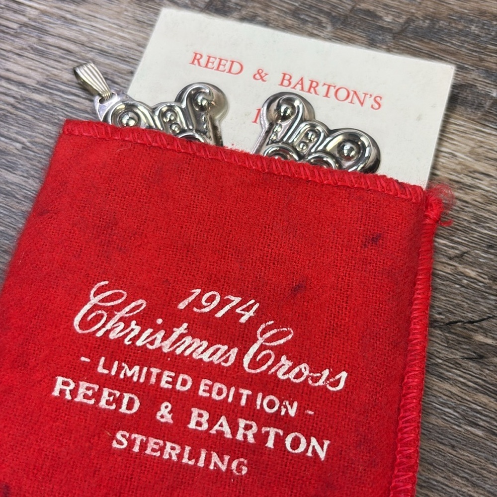 Vintage 1974 Reed & Barton Sterling Silver Christmas Cross - Picture 8 of 8
